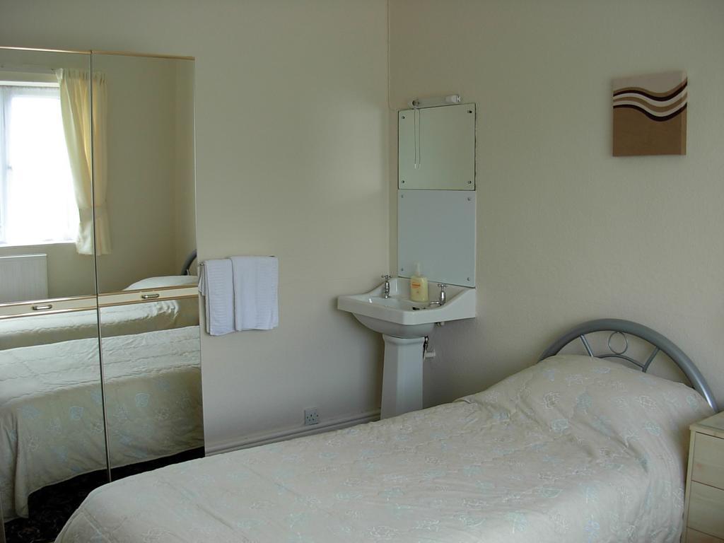 Garden Gate Guest House Честер Номер фото