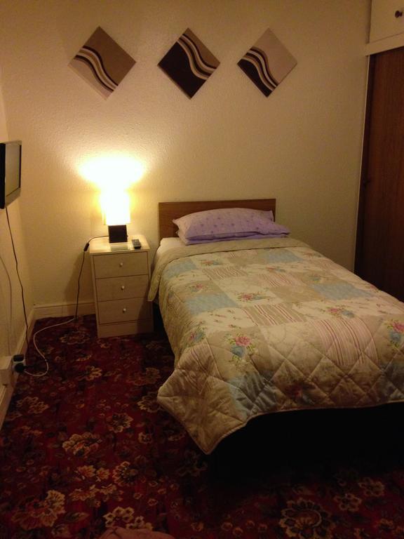 Garden Gate Guest House Честер Номер фото