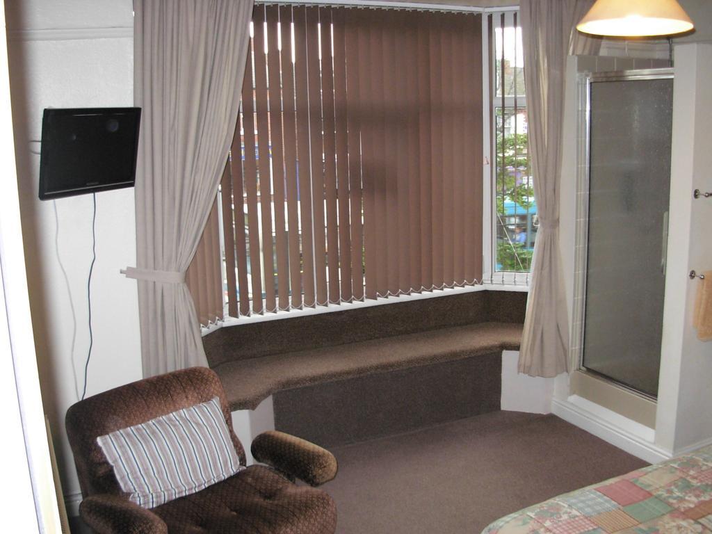 Garden Gate Guest House Честер Номер фото